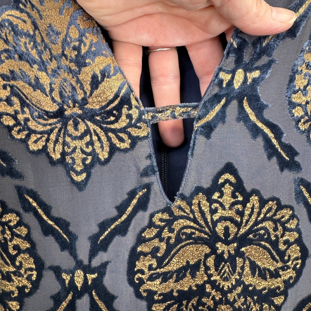 ASTR the Label Cold Shoulder Dress Womens Small Velvet Medallion Print Blue Gold - Picture 14 of 16